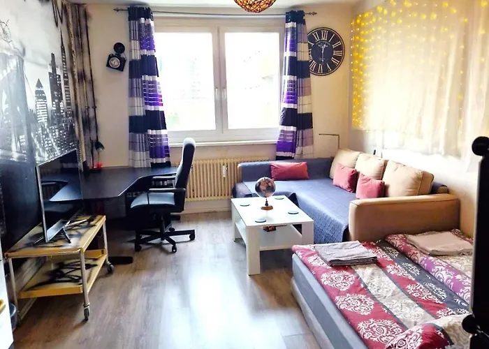 Cozy Trendy Spacious Room In Green Area 12 Min. Near To The Center Alexanderplatz