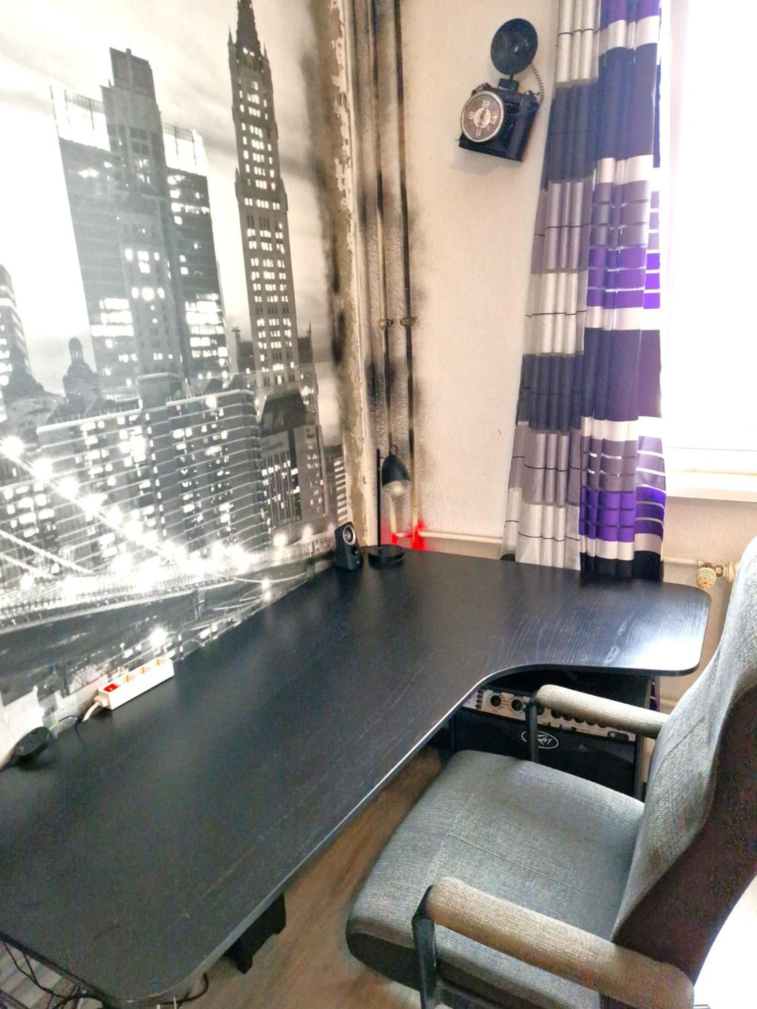 Cozy Trendy Spacious In Area 12 Min. Near To The Center Alexanderplatz Berlijn
